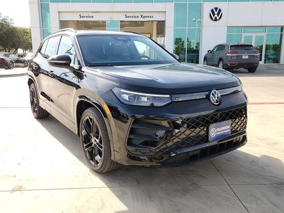 New 2026 Volkswagen Tiguan SE R-Line