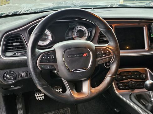 Used 2019 Dodge Challenger R/T Scat Pack w/ Shaker Package image 16