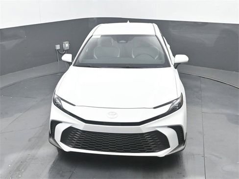 New 2026 Toyota Camry SE image 28