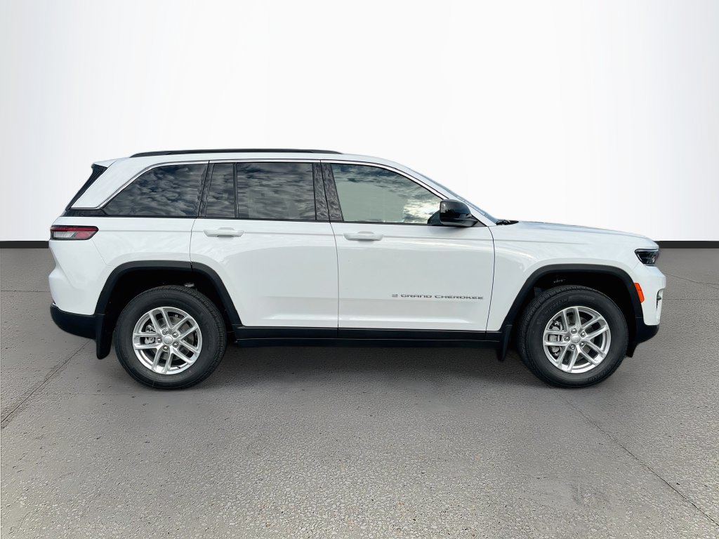 New 2026 Jeep Grand Cherokee Laredo X RWD image 8