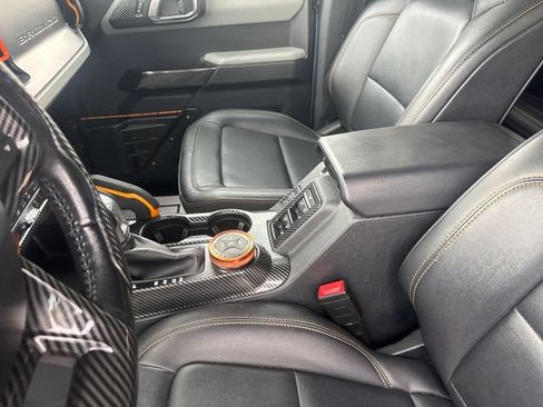 Used 2022 Ford Bronco Badlands w/ Sasquatch Package AWD/4WD image 26