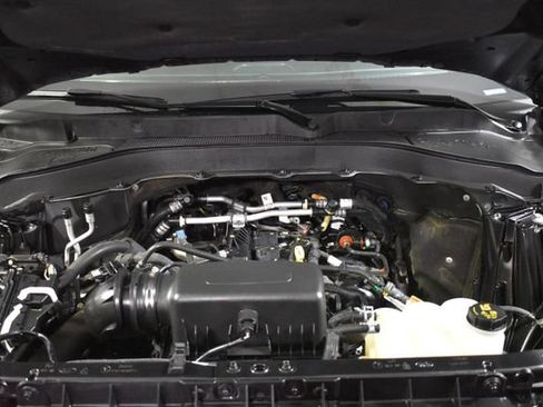 Used 2023 Ford Explorer XLT w/ Equipment Group 202A AWD/4WD image 39