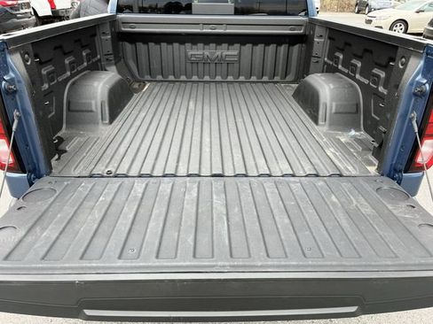 Used 2025 GMC Sierra 1500 Elevation image 22