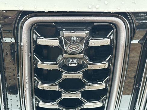 New 2025 Jeep Grand Cherokee L Summit image 10