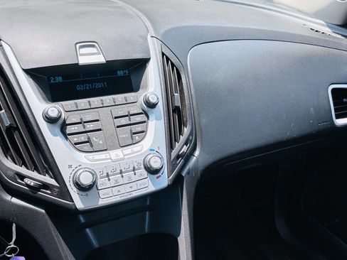 Used 2015 Chevrolet Equinox LS image 20
