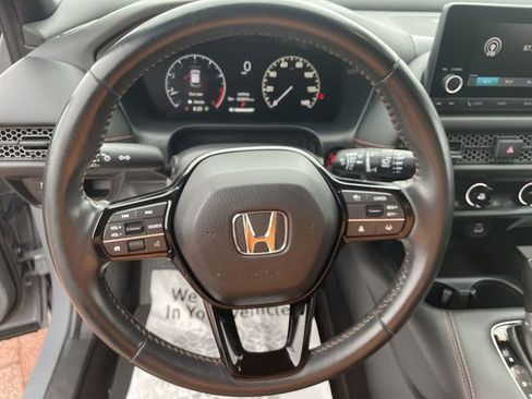 Certified 2025 Honda HR-V Sport image 19