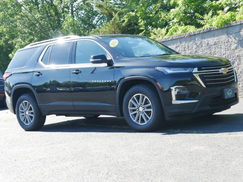 Certified 2024 Chevrolet Traverse LT AWD/4WD image 11