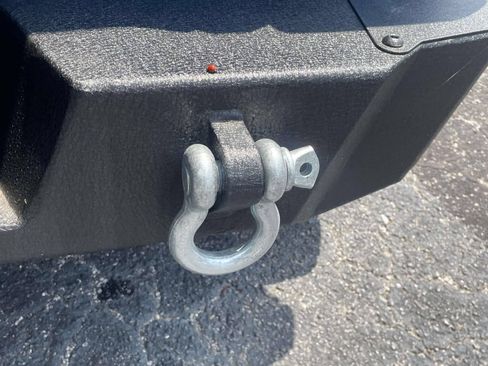 Used 2025 Jeep Wrangler Sport AWD/4WD image 5