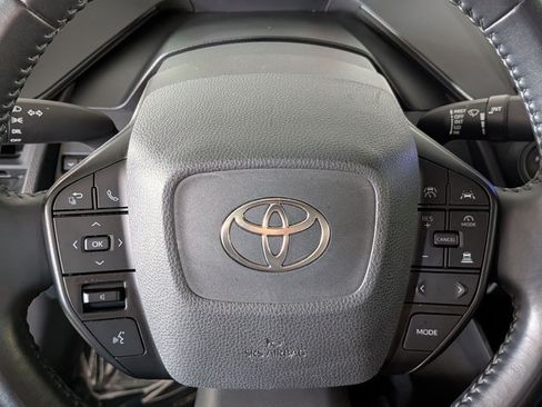 Used 2024 Toyota Prius LE FWD image 16