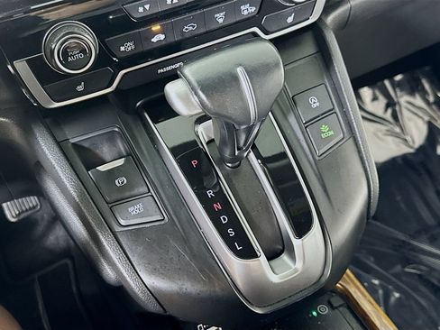 Used 2020 Honda CR-V Touring image 32