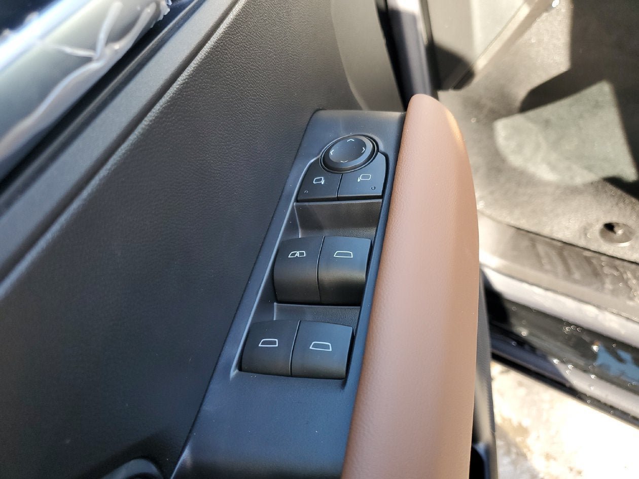 New 2026 GMC Canyon AT4 w/ AT4 Premium Package AWD/4WD image 18