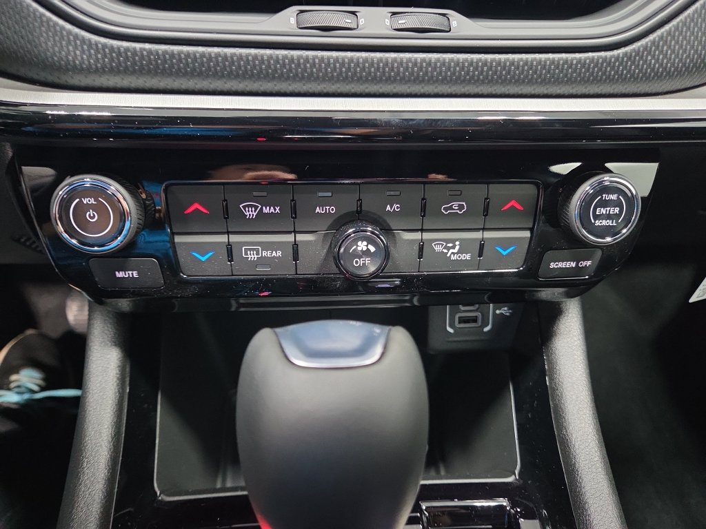 New 2026 Jeep Compass Trailhawk AWD/4WD image 25