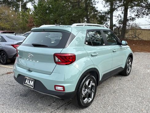 New 2026 Hyundai Venue SEL image 5