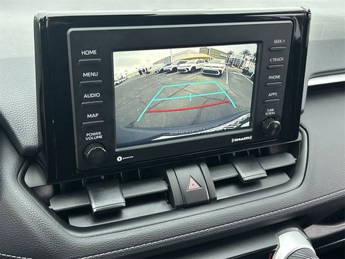 Used 2022 Toyota RAV4 LE image 24