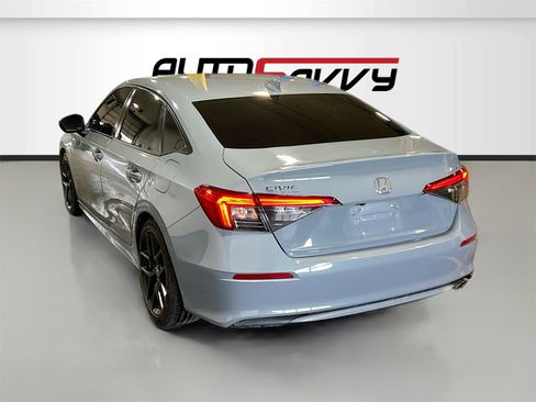 Used 2023 Honda Civic Sport image 5