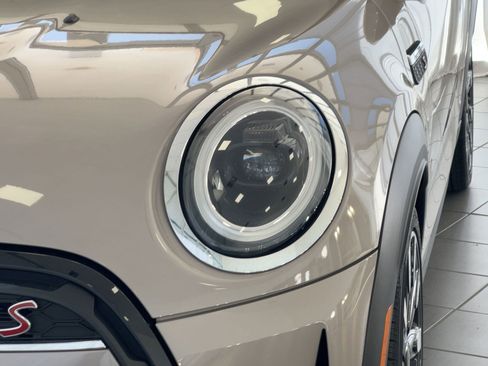 Certified 2023 MINI Cooper S w/ Signature Upholstery Package image 11