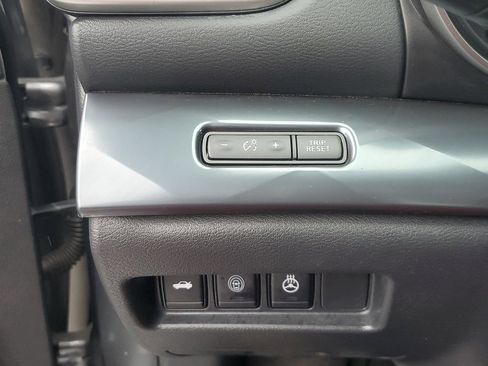Used 2023 Nissan Maxima SR w/ Sport Mat Group FWD image 30