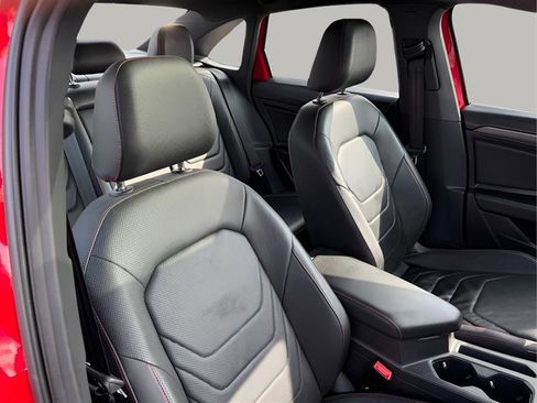 Used 2021 Volkswagen Jetta GLI Autobahn w/ GLI Autobahn Black Package image 24