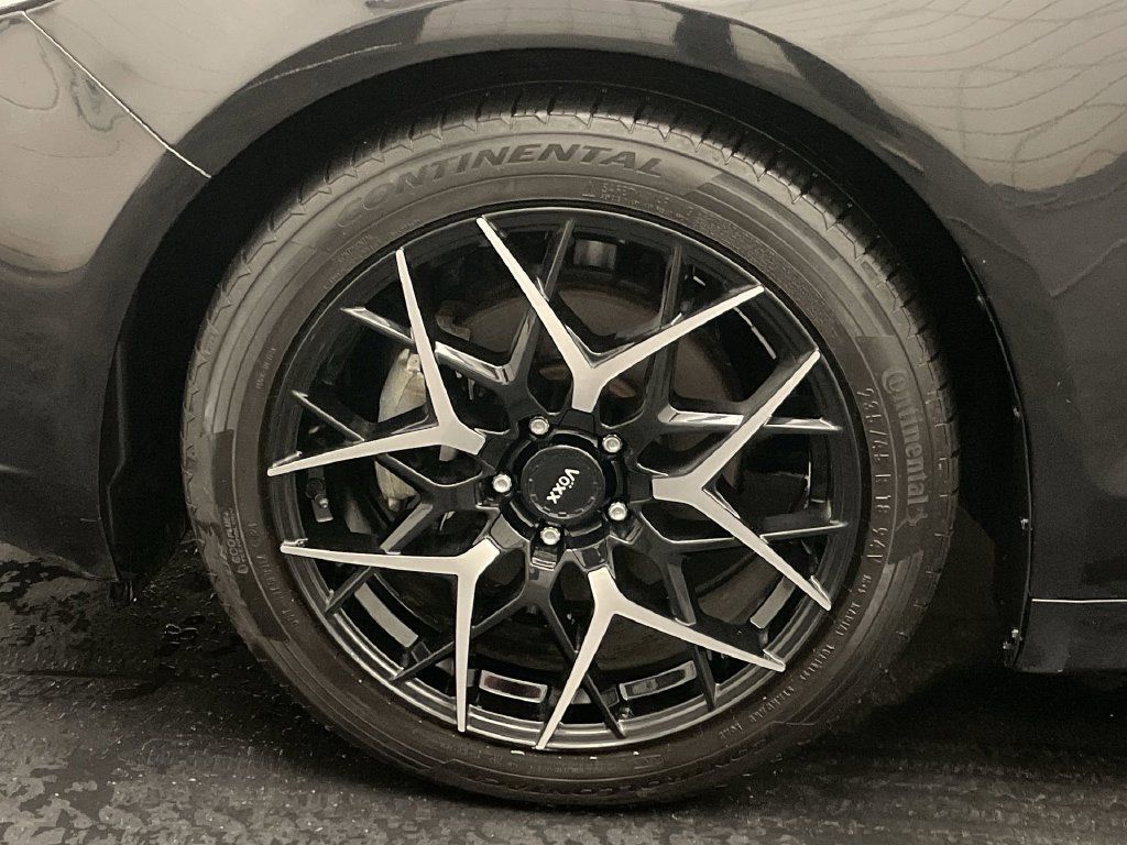 Used 2020 Ford Fusion SEL FWD image 26
