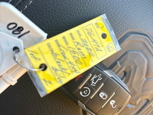 Used 2020 RAM 1500 Laramie image 29