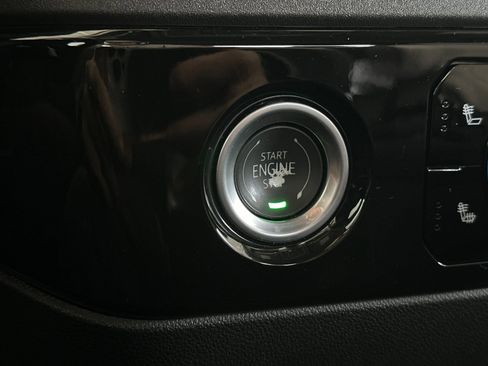 Used 2024 Chevrolet Silverado 1500 LT image 20