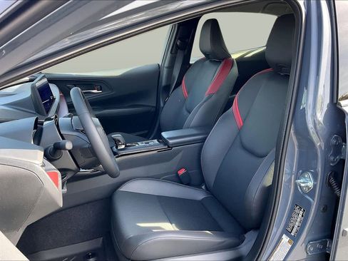 New 2026 Toyota Prius XSE Premium image 9