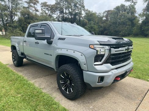 Used 2024 Chevrolet Silverado 2500 LTZ w/ LTZ Plus Package AWD/4WD image 1