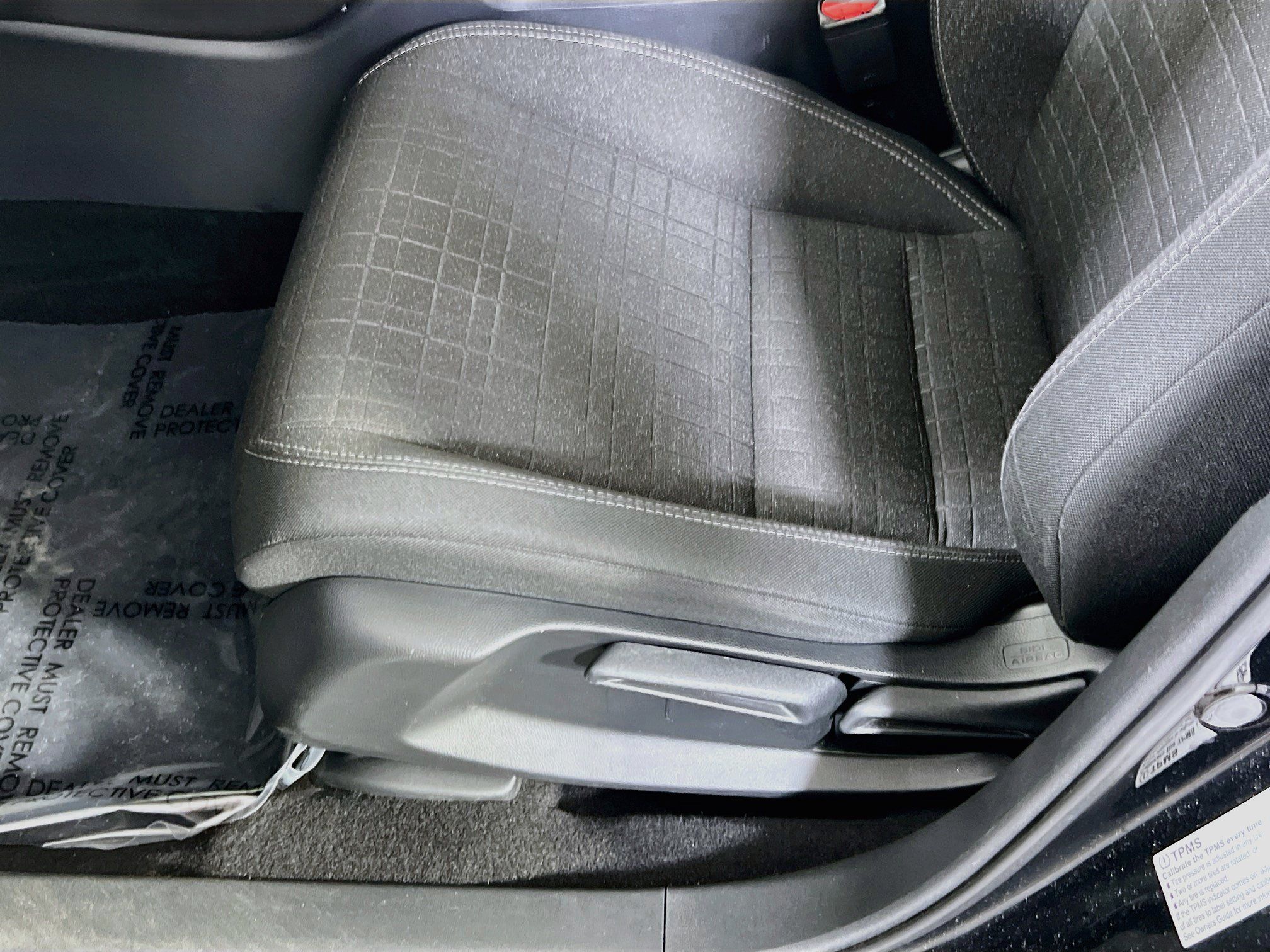 Used 2023 Honda HR-V LX image 18