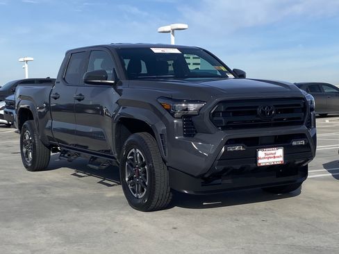 Certified 2026 Toyota Tacoma SR5 image 2