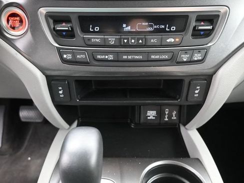 Used 2017 Honda Pilot EX-L image 28