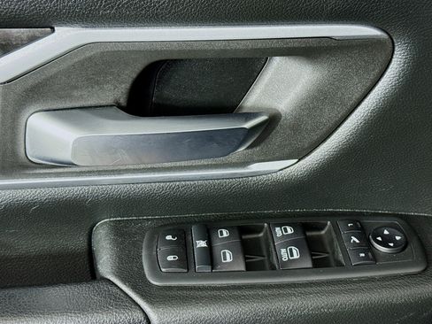 Used 2020 RAM 1500 Big Horn RWD image 22
