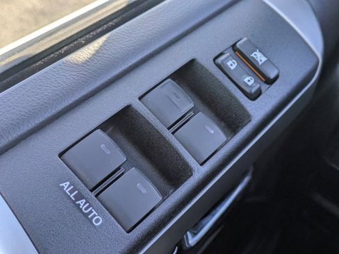 Used 2022 Toyota 4Runner SR5 Premium image 26