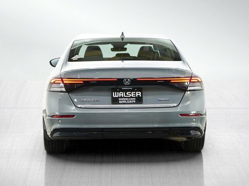 Used 2023 Honda Accord EX-L image 4