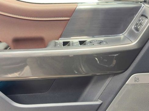 Used 2022 Ford F150 Lariat w/ Equipment Group 502A High image 23