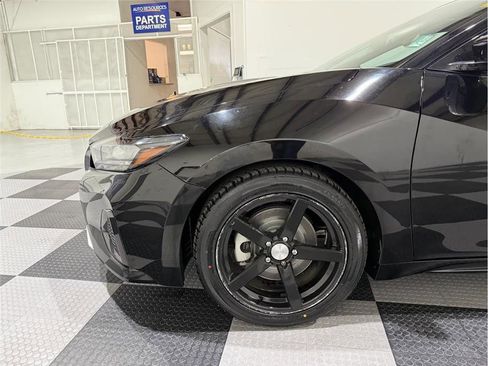 Used 2023 Nissan Maxima SV w/ Floor Mat Group image 11