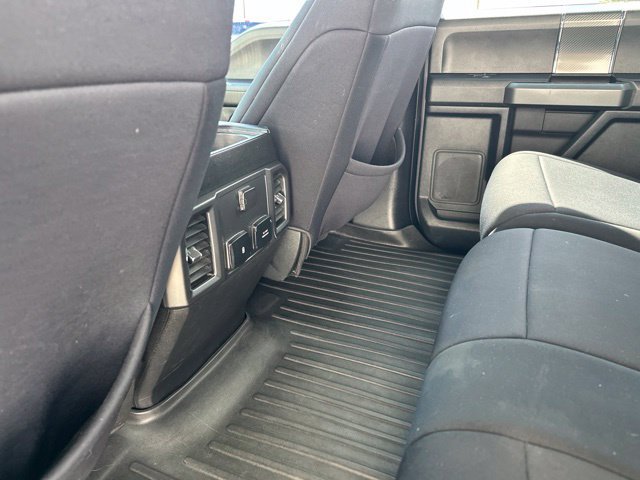 Used 2018 Ford F150 XLT w/ Equipment Group 302A Luxury AWD/4WD image 19
