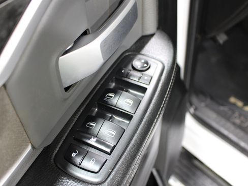 Used 2019 RAM 2500 Big Horn AWD/4WD image 6