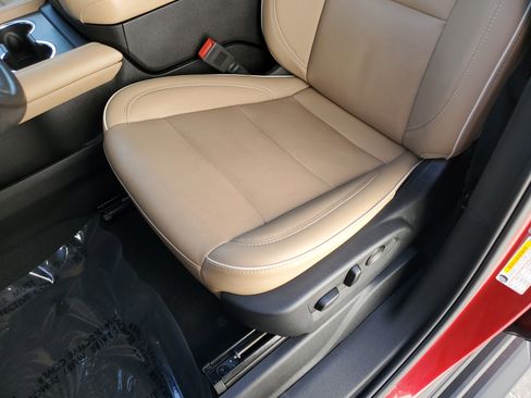 Used 2023 Chevrolet Tahoe Premier image 22