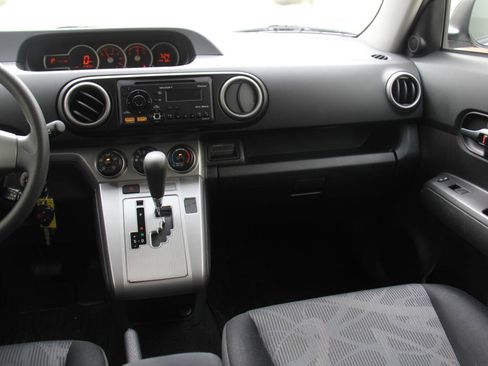 Used 2012 Scion xB image 10