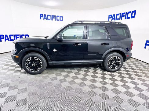 Used 2025 Ford Bronco Sport Outer Banks image 6