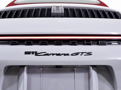 Certified 2022 Porsche 911 Carrera GTS image 14