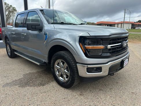 Used 2025 Ford F150 XLT w/ Equipment Group 301A Standard image 24