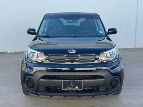 Used 2019 Kia Soul image 2