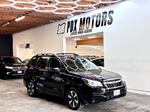 Used 2018 Subaru Forester 2.5i w/ Alloy Wheel Package AWD/4WD image 1
