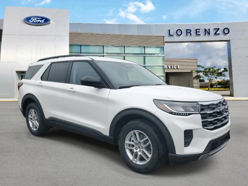 New 2026 Ford Explorer Active image 3