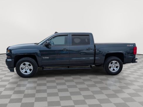 Used 2017 Chevrolet Silverado 1500 LT w/ Texas Edition AWD/4WD image 2