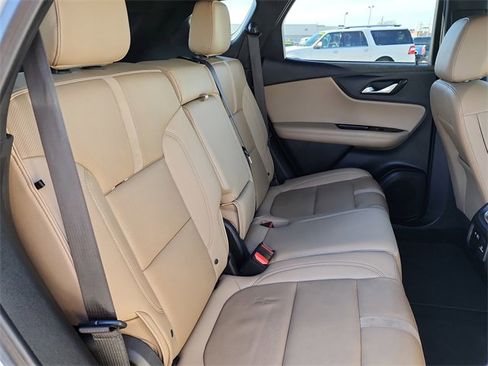 Used 2022 Chevrolet Blazer Premier w/ Enhanced Convenience Package image 21