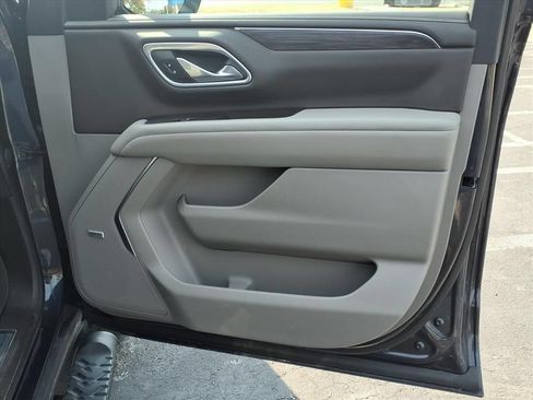 Used 2023 Chevrolet Tahoe Z71 w/ Z71 Off-Road Package AWD/4WD image 21