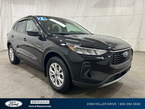 Certified 2024 Ford Escape Active image 2