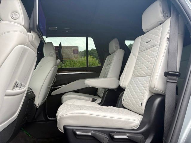 Certified 2025 Cadillac Escalade Sport Platinum AWD/4WD image 26